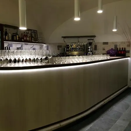 Al Castello ゲストハウス 3*