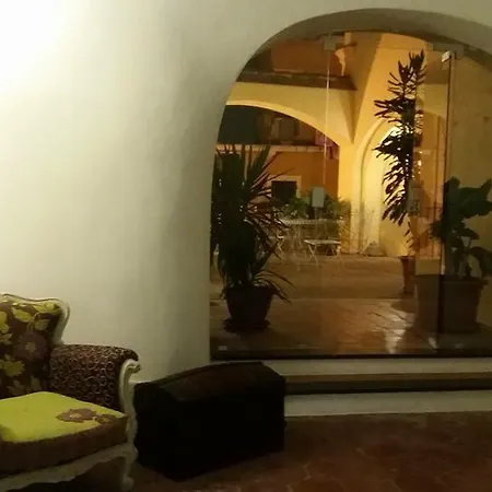 ゲストハウス Al Castello ピエトラ・リーグレ