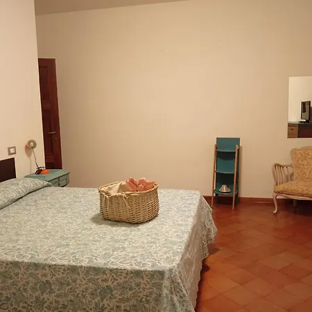 Al Castello Residenza D'epoca 게스트하우스 3*