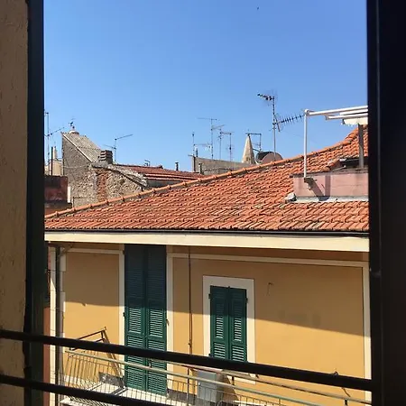 Al Castello Konukevi Pietra Ligure